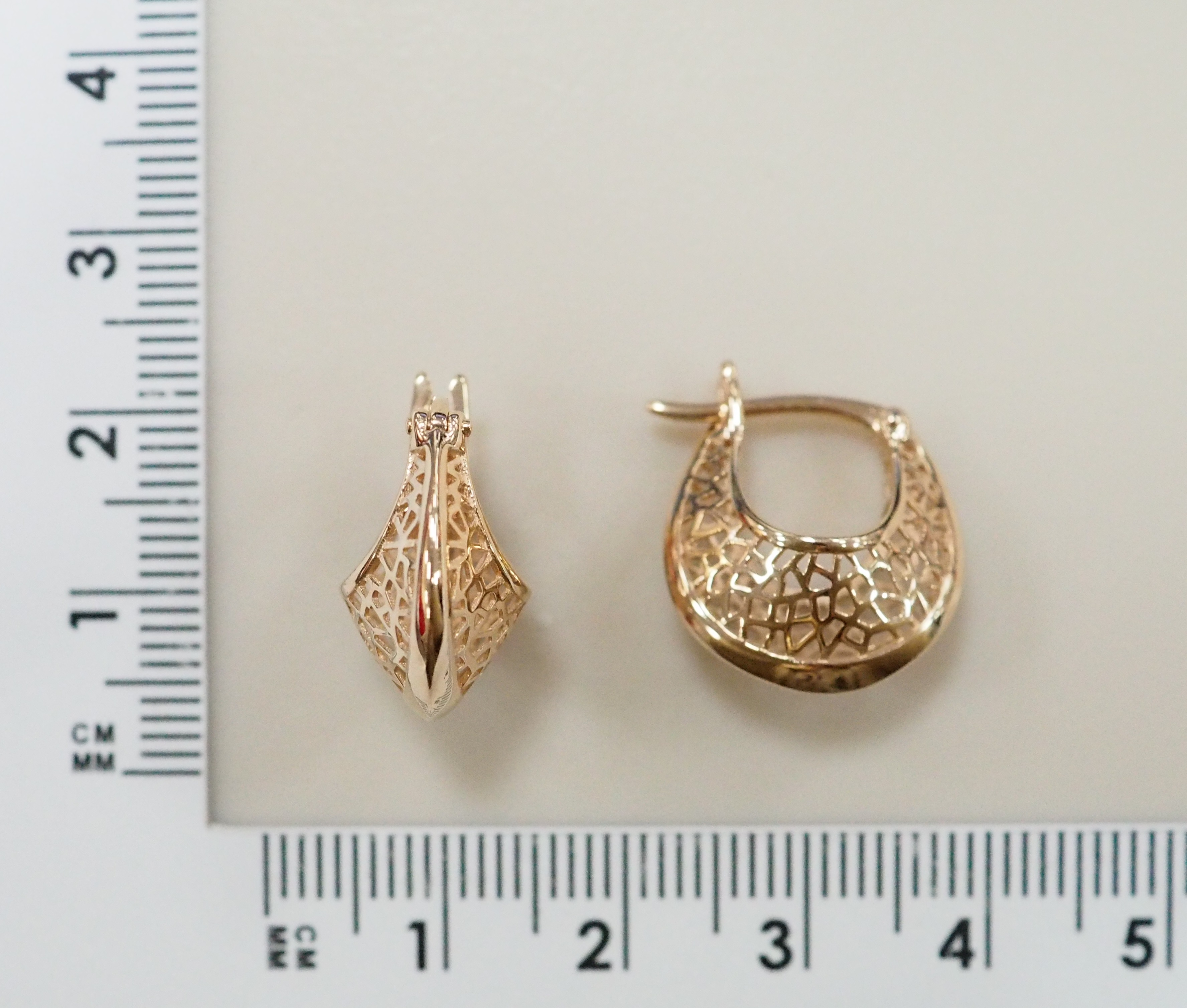Серьги из золота